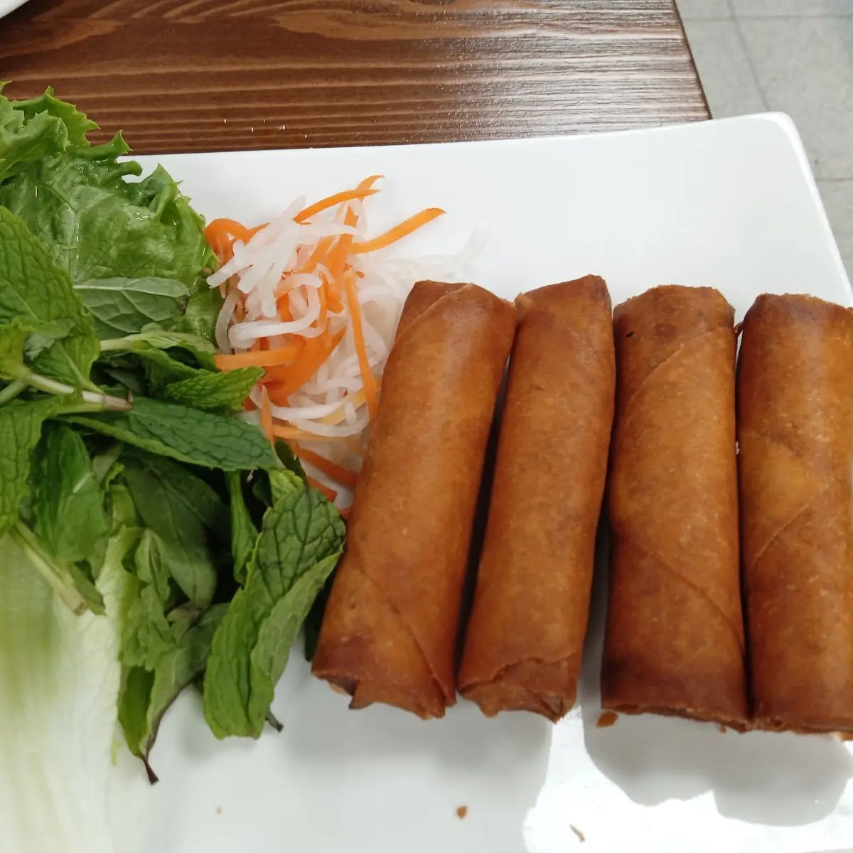 Chả Giò Tôm Thịt Egg Rolls 春捲